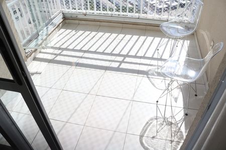 Apartamento para alugar com 58m², 2 quartos e 1 vagaVaranda