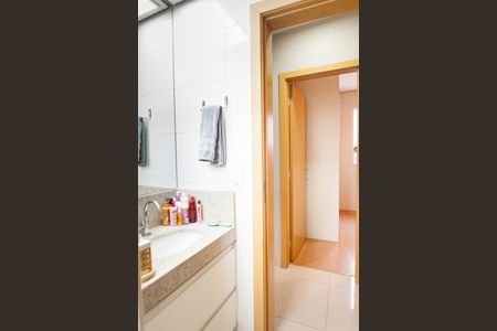 Apartamento para alugar com 67m², 2 quartos e 2 vagas Apartamento para alugar com 67m², 2 quartos e 2 vagasBanheiro Social