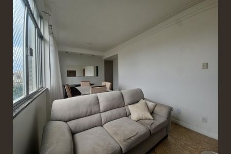 Apartamento para alugar com 101m², 3 quartos e 1 vaga