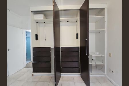 Apartamento para alugar com 3 quartos, 101m² em Ondina, Salvador