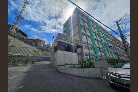 Apartamento para alugar com 101m², 3 quartos e 1 vaga