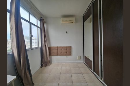Apartamento para alugar com 101m², 3 quartos e 1 vaga