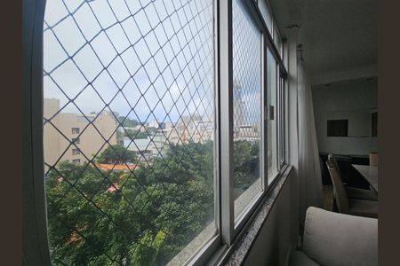 Apartamento para alugar com 101m², 3 quartos e 1 vaga