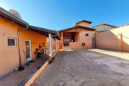 Casa à venda com 103m², 2 quartos e 3 vagas Casa à venda com 103m², 2 quartos e 3 vagasÁrea de Serviço