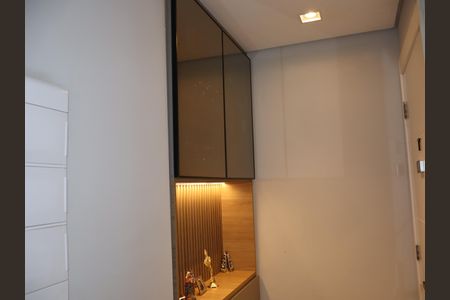 Corredor de apartamento para alugar com 2 quartos, 67m² em Vila Prudente, São Paulo