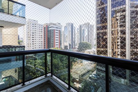 Varanda de apartamento para alugar com 3 quartos, 100m² em Moema , São Paulo
