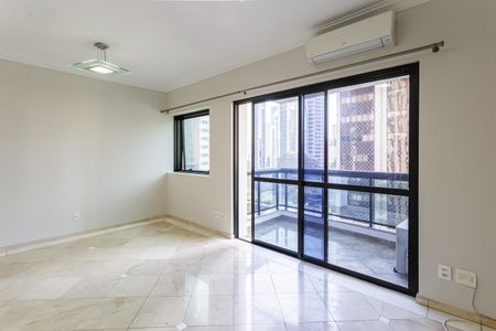 Sala de apartamento para alugar com 3 quartos, 100m² em Moema , São Paulo