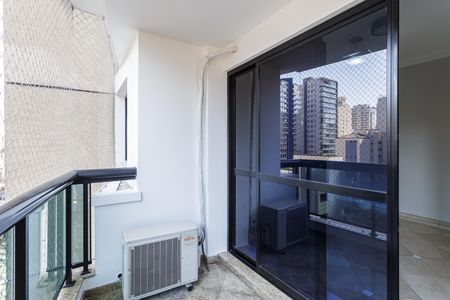 Varanda de apartamento para alugar com 3 quartos, 100m² em Moema , São Paulo