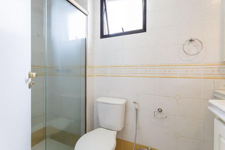 Banheiro da Suíte de apartamento para alugar com 3 quartos, 100m² em Moema , São Paulo