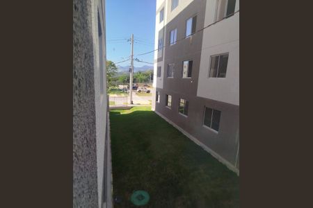 Area externa de apartamento para alugar com 2 quartos, 40m² em Inhoaíba, Rio de Janeiro