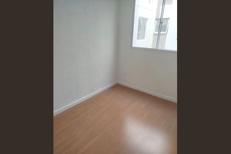 Quarto de apartamento para alugar com 2 quartos, 40m² em Inhoaíba, Rio de Janeiro