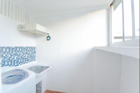Apartamento para alugar com 64m², 2 quartos e 1 vagaÁrea de Serviço