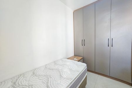 Apartamento para alugar com 74m², 2 quartos e 2 vagas