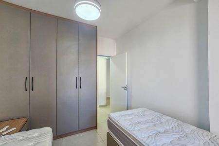 Apartamento para alugar com 74m², 2 quartos e 2 vagas