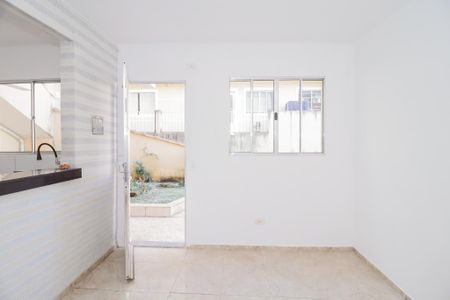 Casa para alugar com 38m², 1 quarto e 1 vagaSala