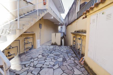 Casa para alugar com 38m², 1 quarto e 1 vagaEntrada