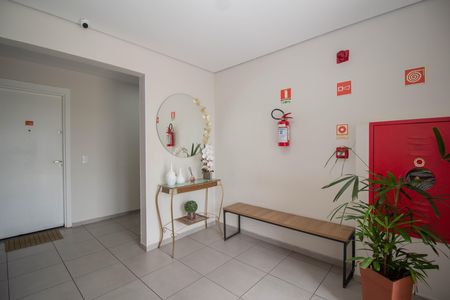Apartamento para alugar com 34m², 2 quartos e sem vaga Apartamento para alugar com 34m², 2 quartos e sem vagaHall social