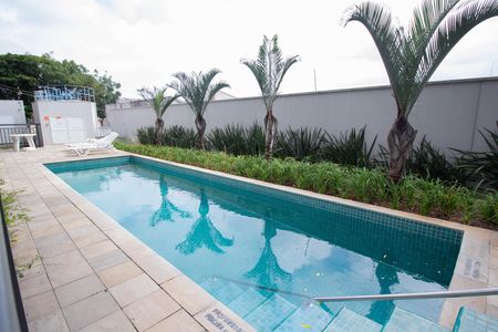 Apartamento para alugar com 34m², 2 quartos e sem vaga Apartamento para alugar com 34m², 2 quartos e sem vagaÁrea comum - Piscina