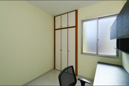 Quarto 2 de apartamento à venda com 2 quartos, 54m² em Carmo, Belo Horizonte
