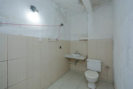 Casa para alugar com 42m², 1 quarto e 1 vaga Casa para alugar com 42m², 1 quarto e 1 vagaBanheiro