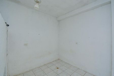Casa para alugar com 42m², 1 quarto e 1 vaga Casa para alugar com 42m², 1 quarto e 1 vagaQuarto / Cozinha