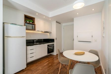 Studio para alugar com 38m², 1 quarto e 1 vaga Studio para alugar com 38m², 1 quarto e 1 vagaStudio