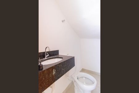Casa à venda com 73m², 2 quartos e 1 vaga