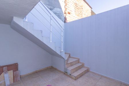 Casa à venda com 73m², 2 quartos e 1 vaga