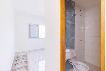Casa à venda com 73m², 2 quartos e 1 vaga