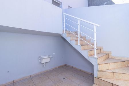 Lavanderia de casa à venda com 2 quartos, 73m² em Vila Yara, São Paulo
