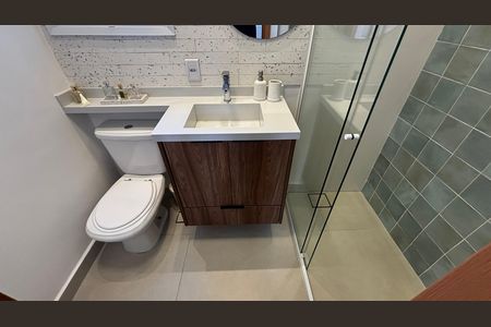 Apartamento à venda com 73m², 2 quartos e 2 vagas Apartamento à venda com 73m², 2 quartos e 2 vagasBanheiro da Suíte
