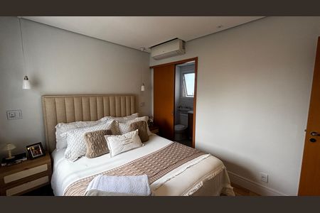 Apartamento à venda com 73m², 2 quartos e 2 vagas Apartamento à venda com 73m², 2 quartos e 2 vagasSuite