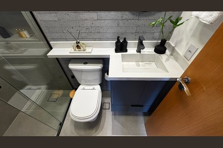 Banheiro de apartamento à venda com 2 quartos, 73m² em Vila Eldizia, Santo André