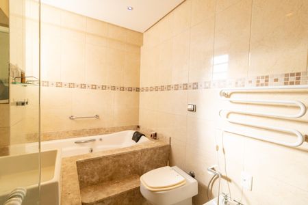 Apartamento para alugar com 105m², 2 quartos e sem vaga Apartamento para alugar com 105m², 2 quartos e sem vagaBanheiro