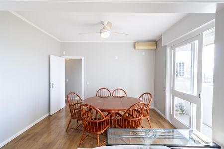 Apartamento para alugar com 105m², 2 quartos e sem vaga Apartamento para alugar com 105m², 2 quartos e sem vagaSala de Jantar