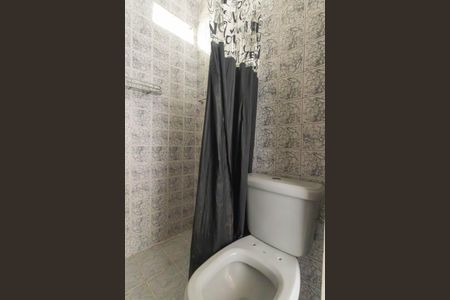Banheiro de casa para alugar com 2 quartos, 70m² em Rocha, São Gonçalo
