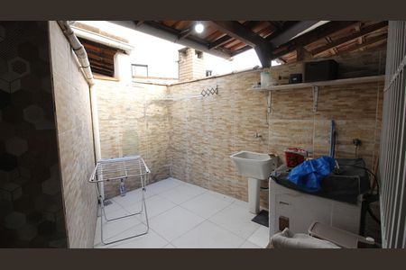 Área de Serviço de casa de condomínio para alugar com 2 quartos, 102m² em Jardim Excelcior, Cabo Frio