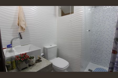 Casa de condomínio para alugar com 102m², 2 quartos e 1 vagaBanheiro 1