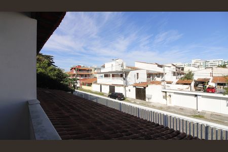 Casa de condomínio para alugar com 102m², 2 quartos e 1 vagaVista da Varanda
