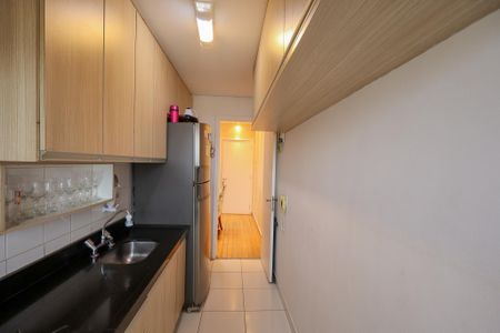 Apartamento à venda com 74m², 3 quartos e 2 vagas Apartamento à venda com 74m², 3 quartos e 2 vagasCozinha