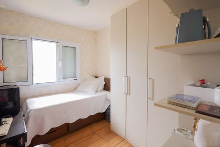 Apartamento à venda com 74m², 3 quartos e 2 vagas Apartamento à venda com 74m², 3 quartos e 2 vagasQuarto 2