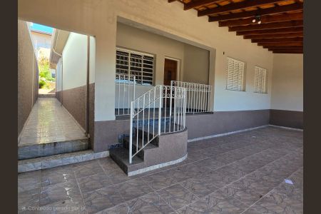 Área externa de casa à venda com 3 quartos, 128m² em Jardim Aurélia, Campinas