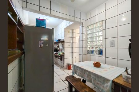 Apartamento à venda com 65m², 2 quartos e 2 vagas Apartamento à venda com 65m², 2 quartos e 2 vagasCozinha