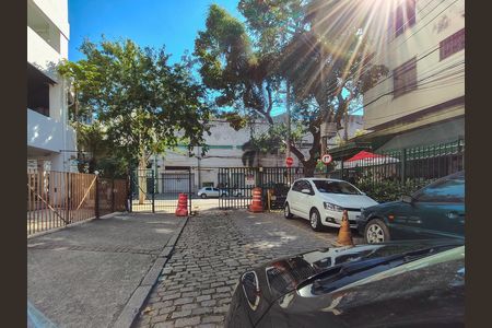 Apartamento à venda com 65m², 2 quartos e 2 vagas Apartamento à venda com 65m², 2 quartos e 2 vagasFachada do Prédio