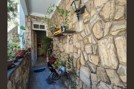Apartamento à venda com 65m², 2 quartos e 2 vagas Apartamento à venda com 65m², 2 quartos e 2 vagasEntrada