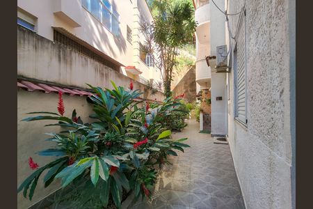Apartamento à venda com 65m², 2 quartos e 2 vagas Apartamento à venda com 65m², 2 quartos e 2 vagasFachada do Prédio