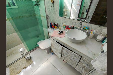 Apartamento à venda com 65m², 2 quartos e 2 vagas Apartamento à venda com 65m², 2 quartos e 2 vagasBanheiro Corredor