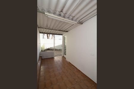Casa para alugar com 60m², 2 quartos e 1 vaga Casa para alugar com 60m², 2 quartos e 1 vagaÁrea de Serviço