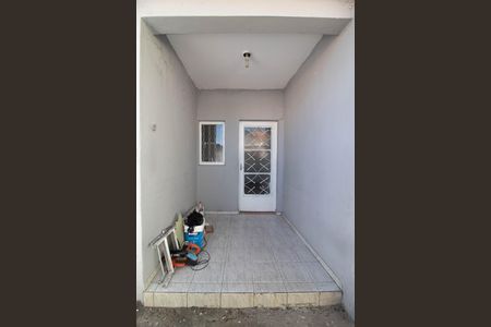 Casa para alugar com 60m², 2 quartos e 1 vaga Casa para alugar com 60m², 2 quartos e 1 vagaHall de entrada