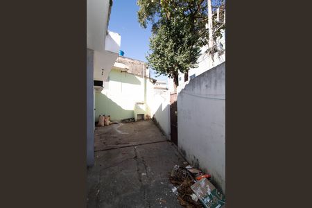 Casa para alugar com 60m², 2 quartos e 1 vaga Casa para alugar com 60m², 2 quartos e 1 vagaÁrea externa